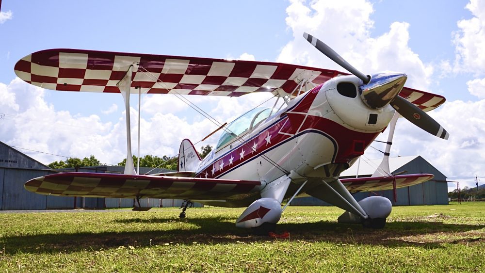 Thrillseeker Aerobatics on Pitts Special